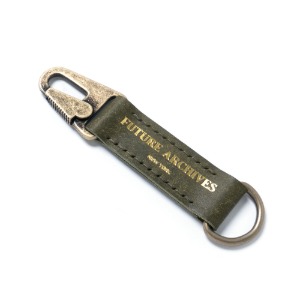 FUTURE ARCHIVES KEY RING - OLIVE