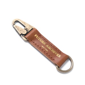 FUTURE ARCHIVES KEY RING - BROWN